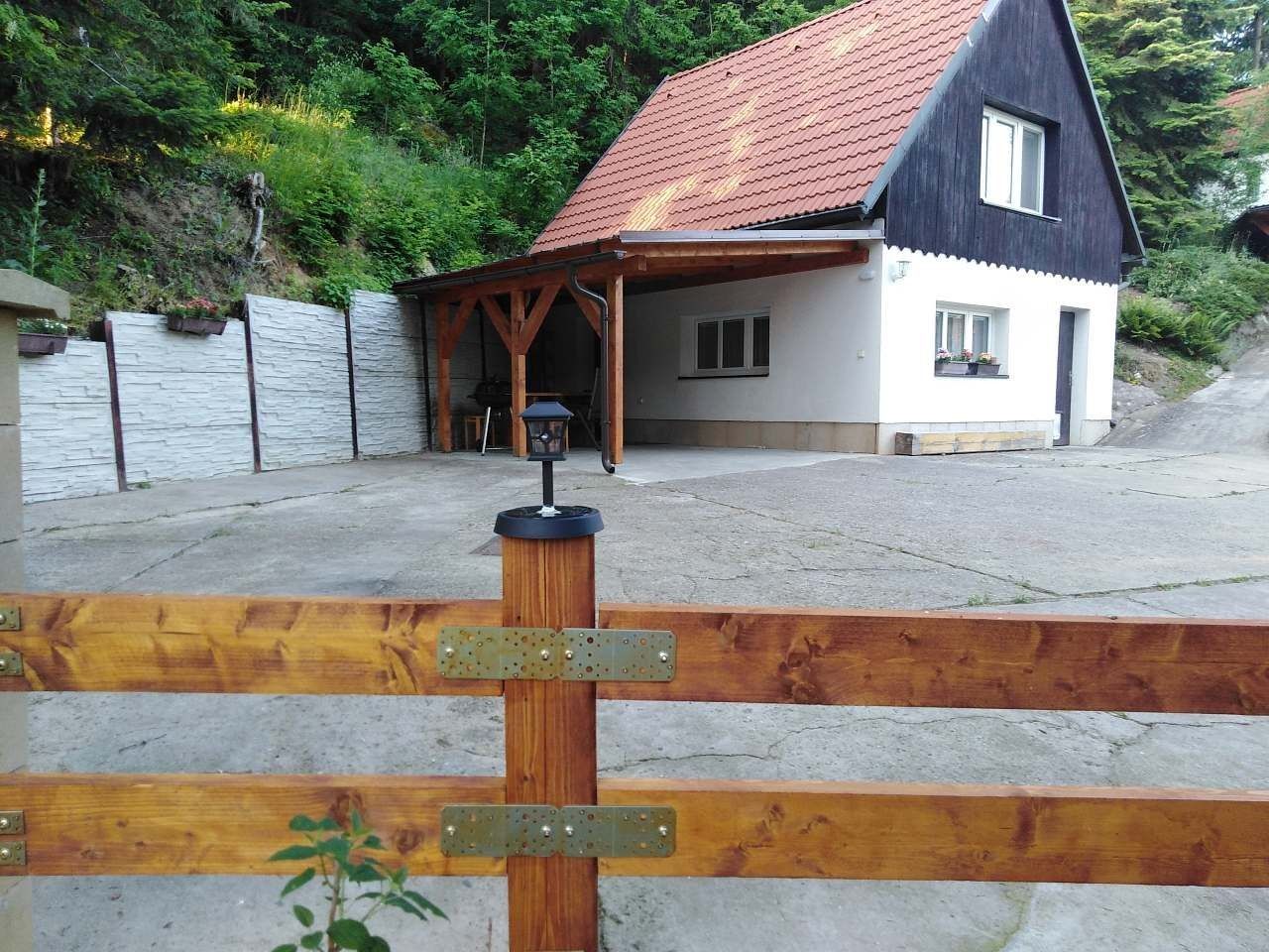 Chata · Dolní Zimoř - Dolní Zimoř, Středočeský kraj - 3