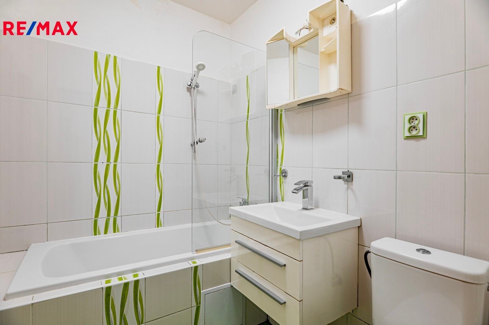 Pronájem byt - V dolích, Praha, 16 m²