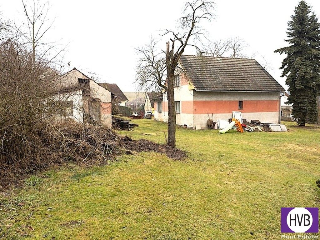 Pozemek pro bydlení, 1 298 m²