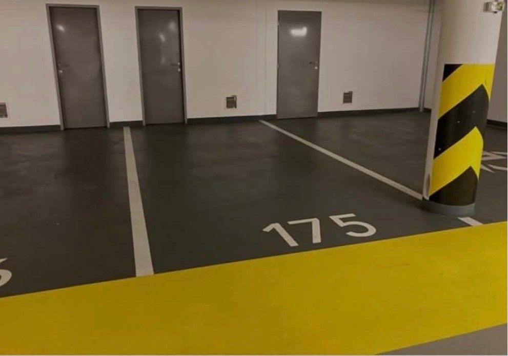 Garáže, Praha, 101 00