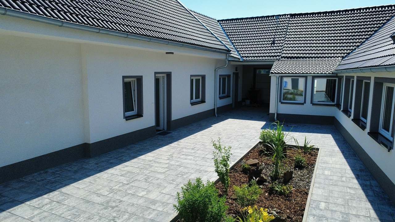 Chaty, Jaroslavice - Jaroslavice, Jihomoravský kraj - 2