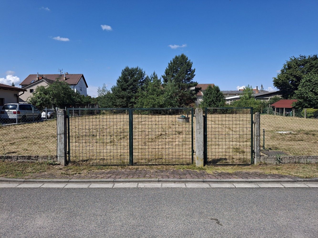 Pozemky pro bydlení, Staré Hradiště - Brozany, okres Pardubice - 2