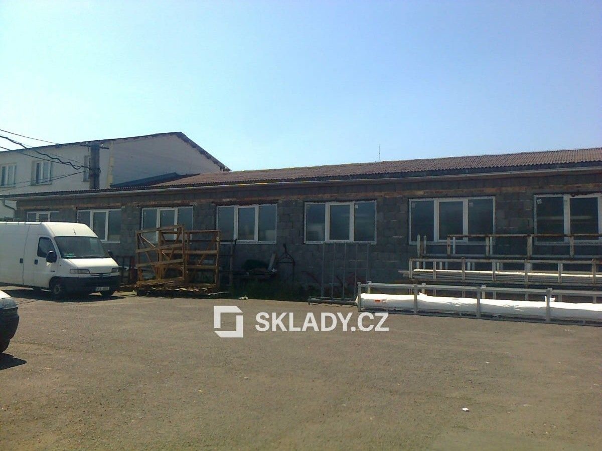 Sklady, Potoční, Karlovy Vary, 800 m²