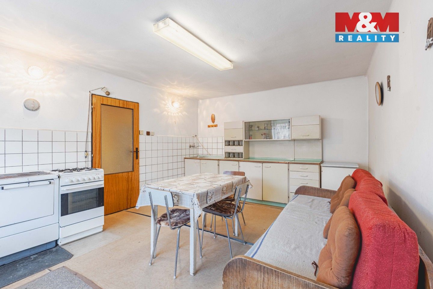 Prodej rodinný dům - Uzeničky, 91 m²