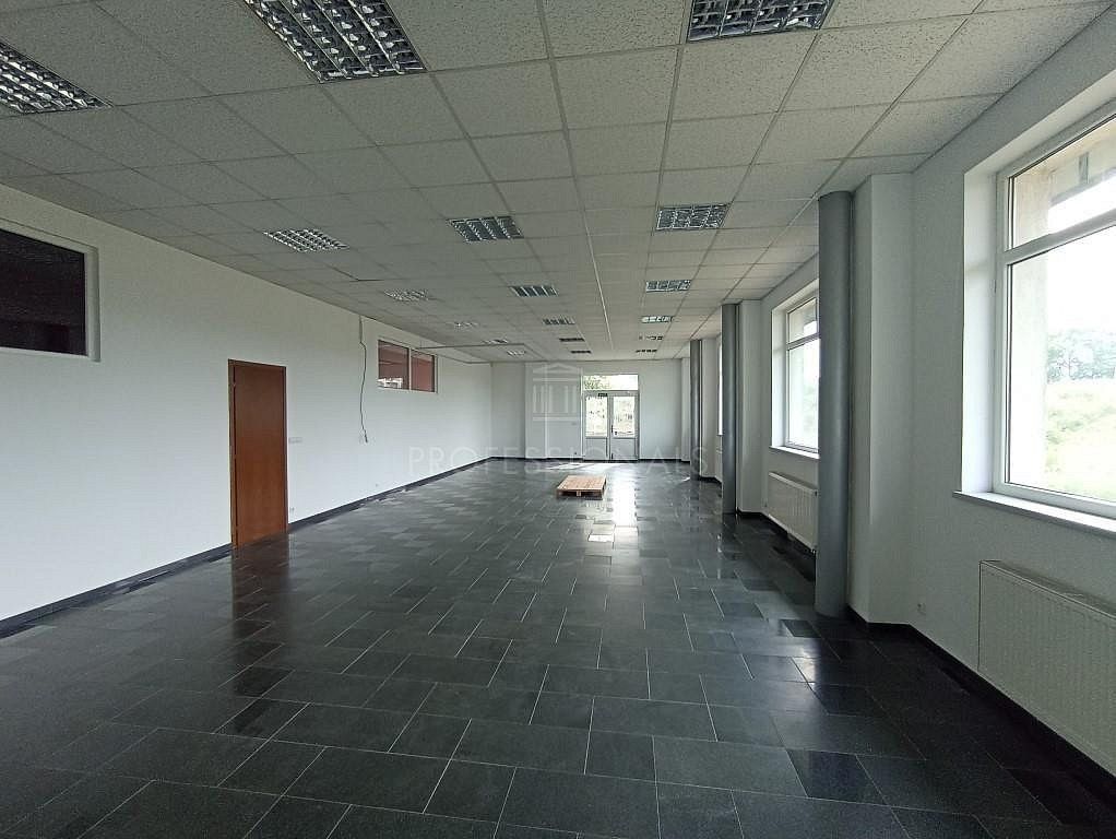 Obchodní prostory · 135 m² · Praha, Hlavní město Praha - 3