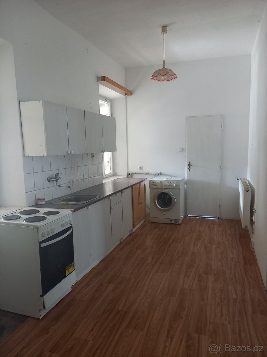 Byty, Herálec pod Žákovou horou, 592 01 - 1