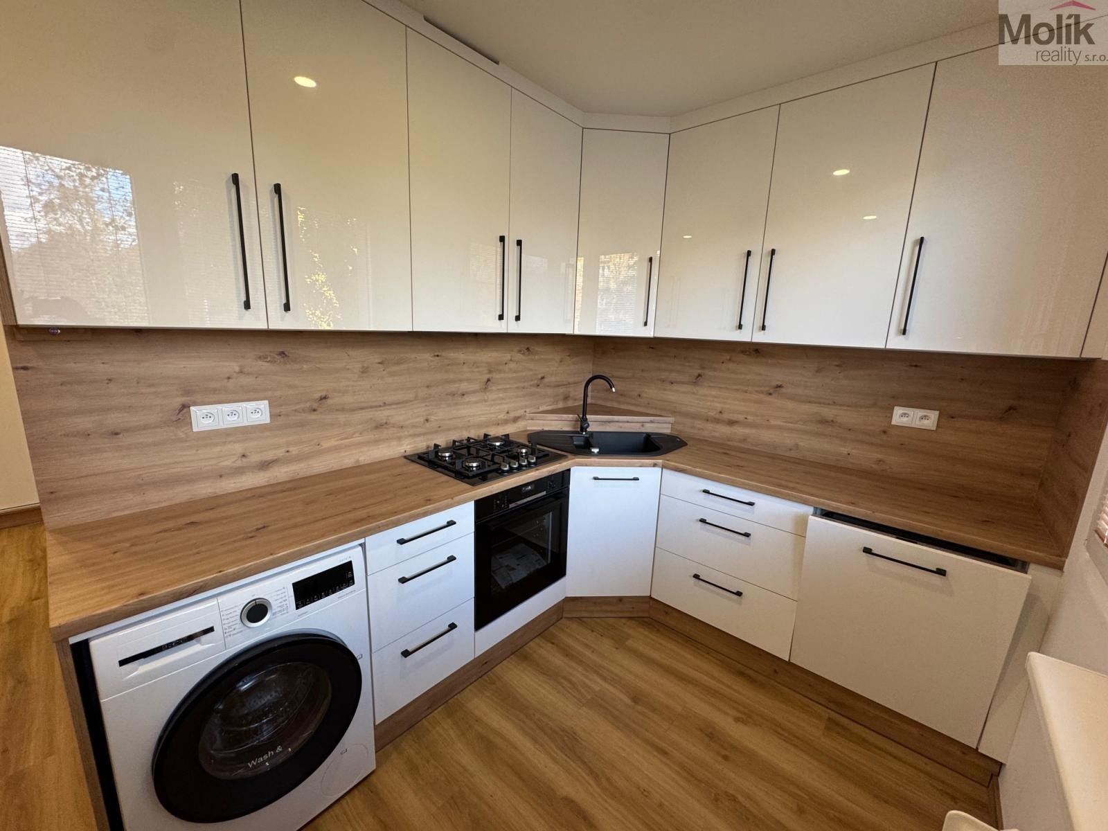 3+1, Zdeňka Štěpánka, Most, 70 m²