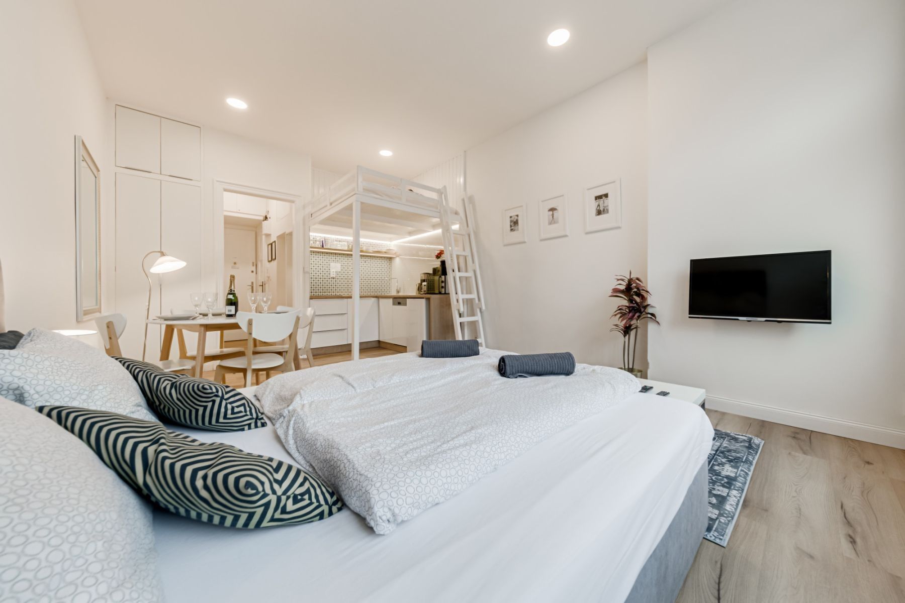 Byt · 33 m² · Újezd, Praha - Malá Strana - 3