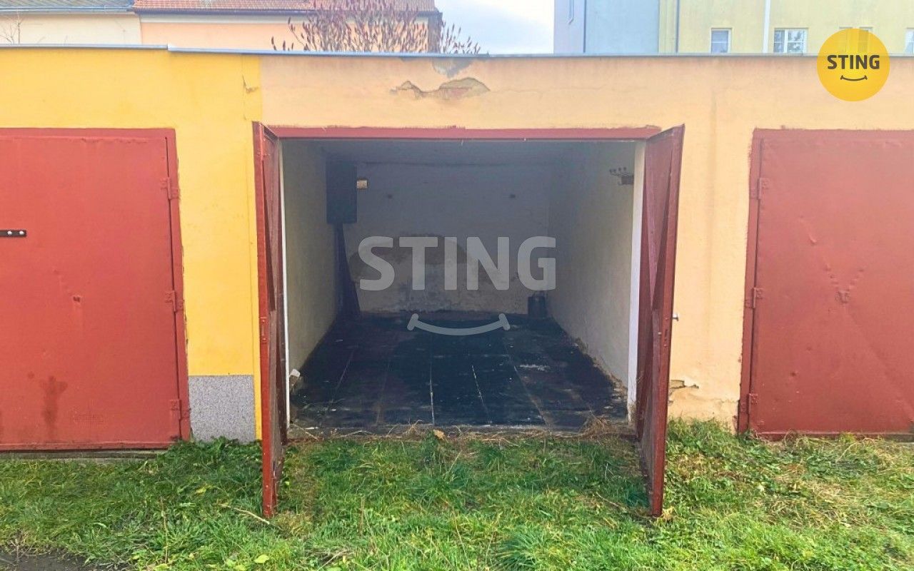 Pronájem garáž - Máchova, Opava, 16 m²