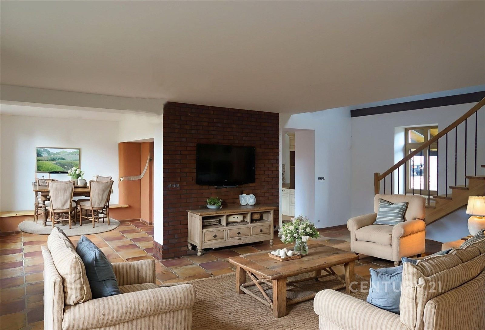 Prodej rodinný dům - Libušino náměstí, Libiš, 186 m²