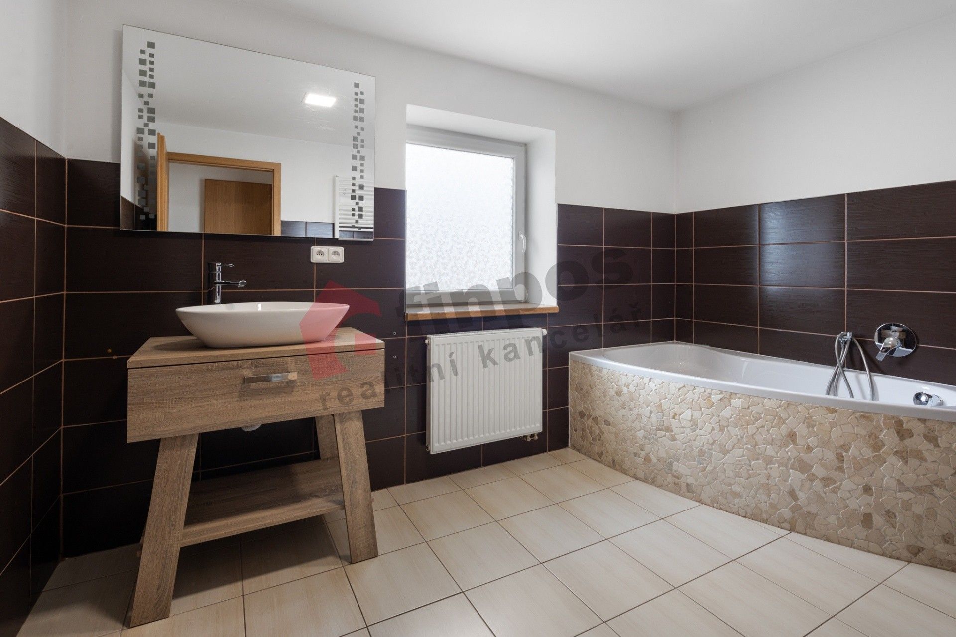 Byt 3+kk · 89 m² · Pohraniční stráže 123, Svatava - 3