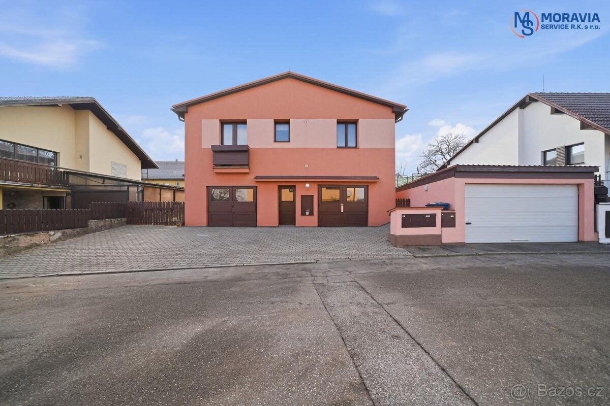 Rodinné domy, Dubné, 373 84