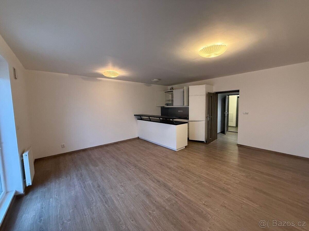 Byty, Jesenice u Prahy, 252 42