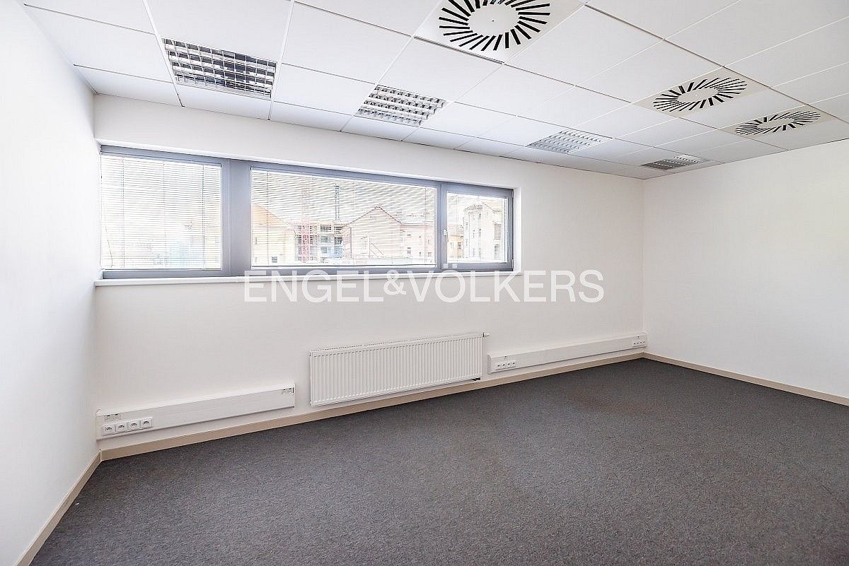 Kancelář · 130 m² · Praha - Smíchov, okres Praha 5, Hlavní město Praha - 3