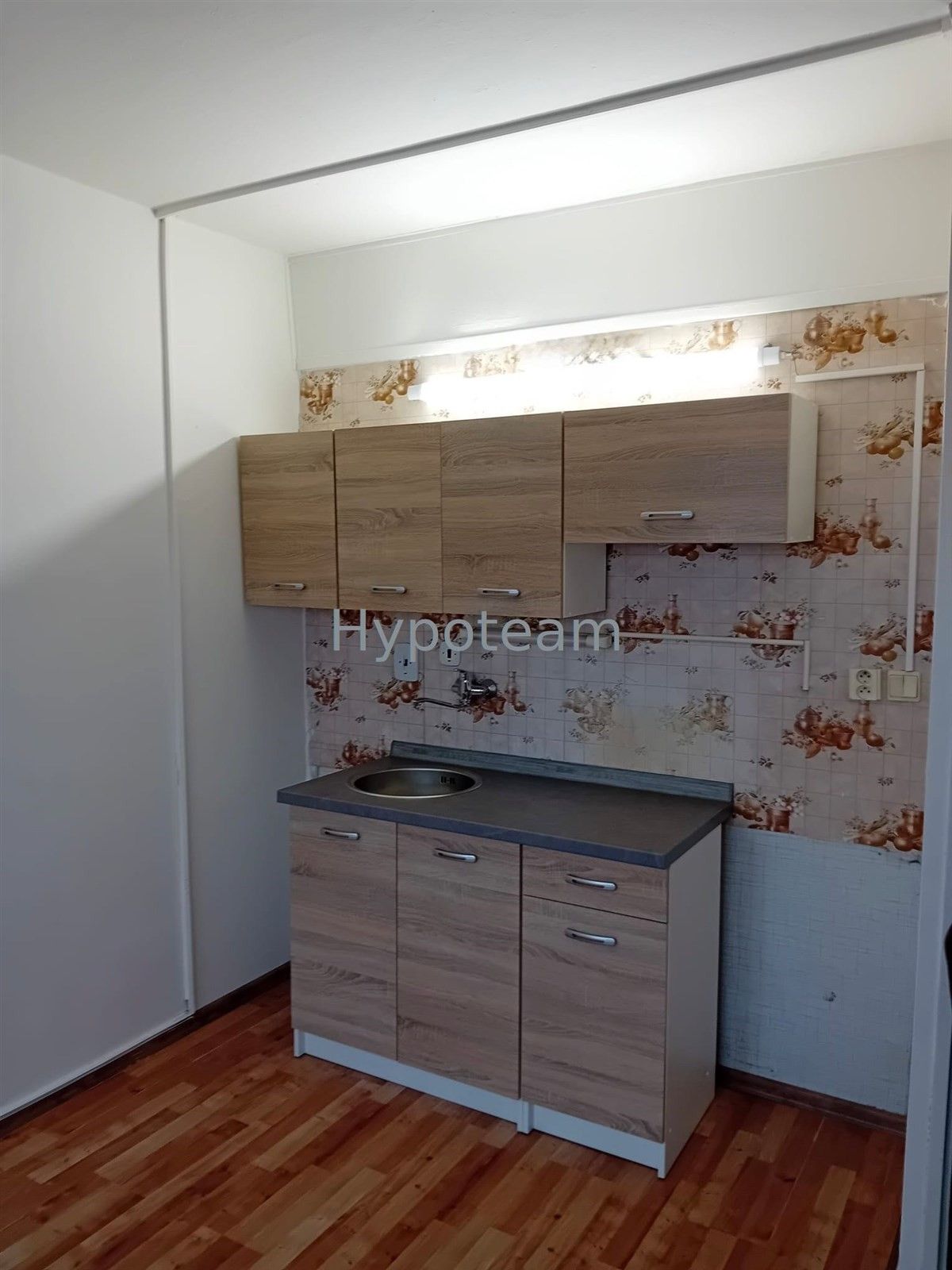 1+kk, Větrná, Ústí nad Labem, 19 m²