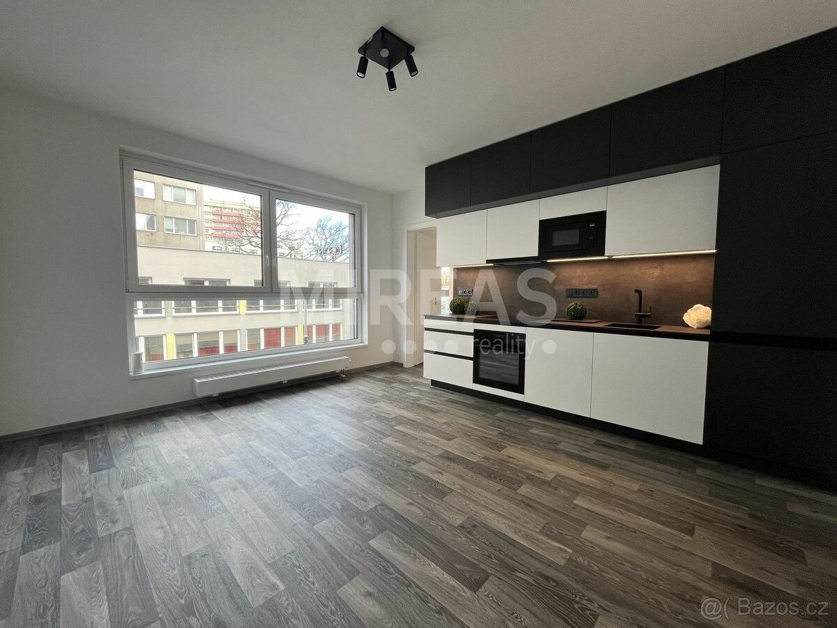 Pronájem byt 2+kk - Liberec, 460 07, 48 m²