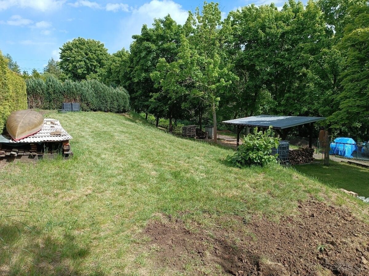 Prodej pozemek - Kadaň, 432 01, 498 m²