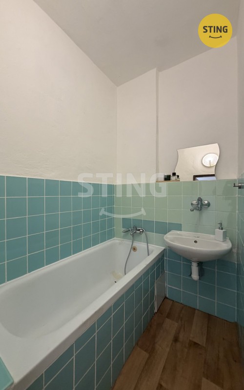Pronájem byt 1+1 - Jablunkovská, Třinec, 39 m² - 5