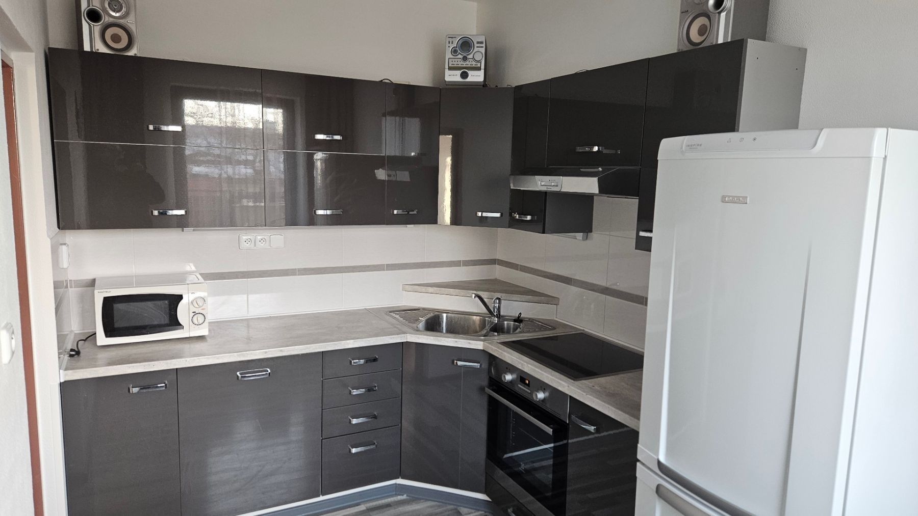 2+1, V Padolině, Praha - Dolní Počernice, 55 m² - 2