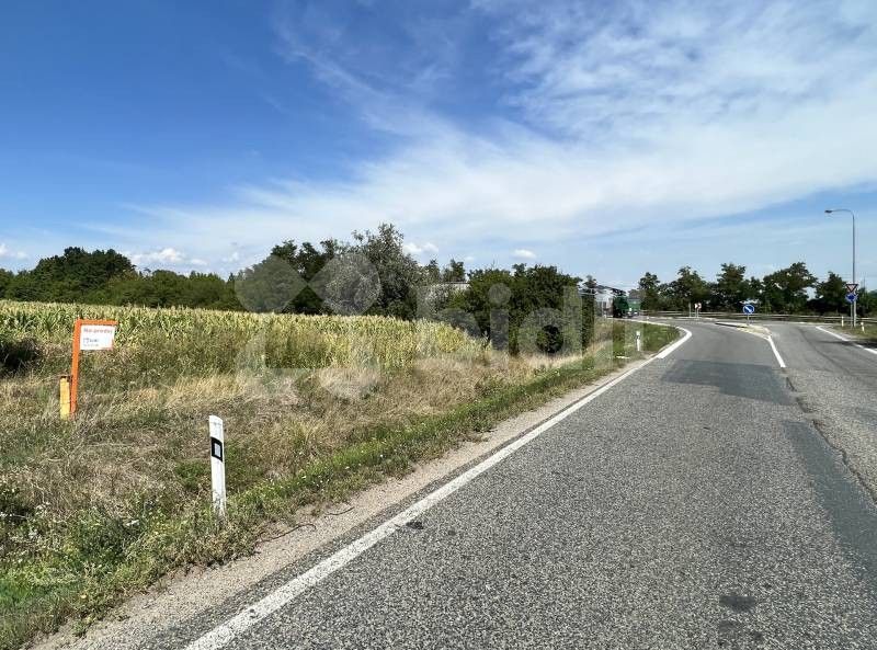 Komerční pozemky, Masarykova, Rajhrad