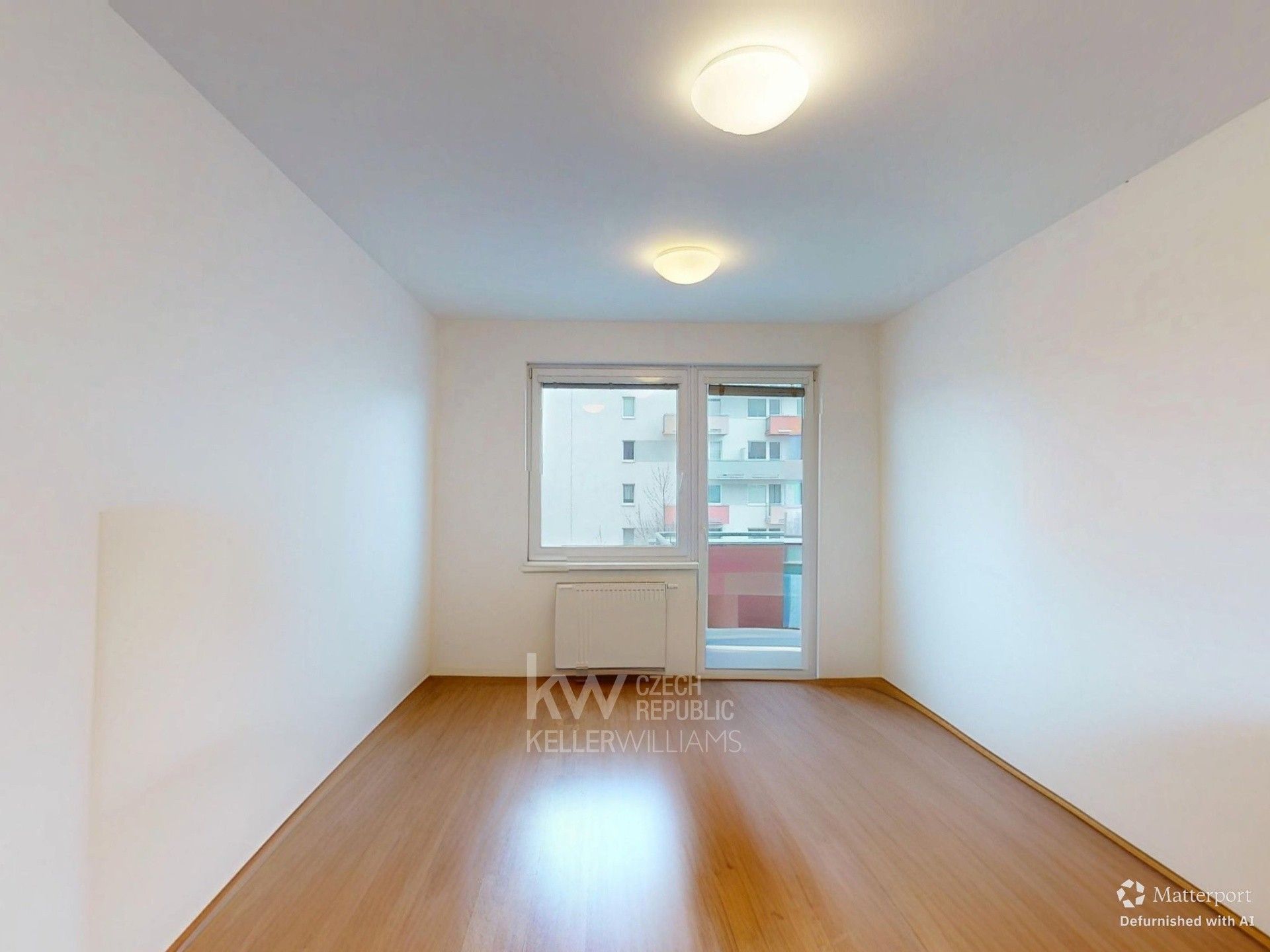 Pronájem byt 1+kk - Modenská 734, Praha, 31 m²