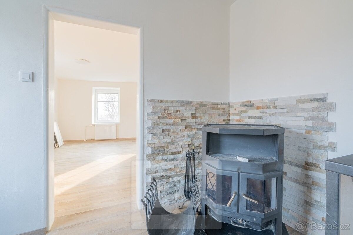 Pronájem byt - Tuchoměřice, 252 67