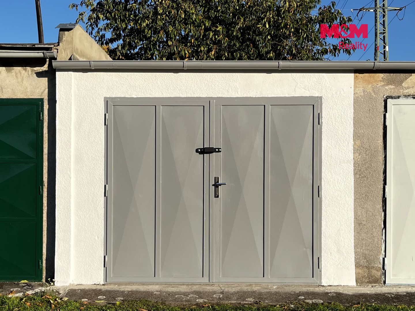 Pronájem garáž - Zelené Předměstí, Pardubice, 19 m² - 2