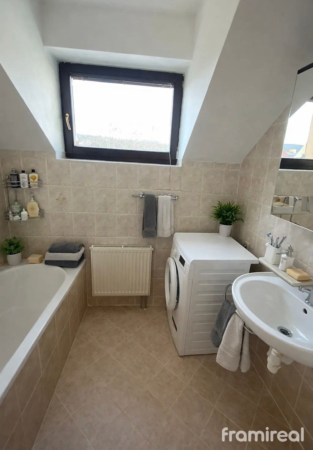 Pronájem byt 2+1 - Podbělová, Brno, 49 m²