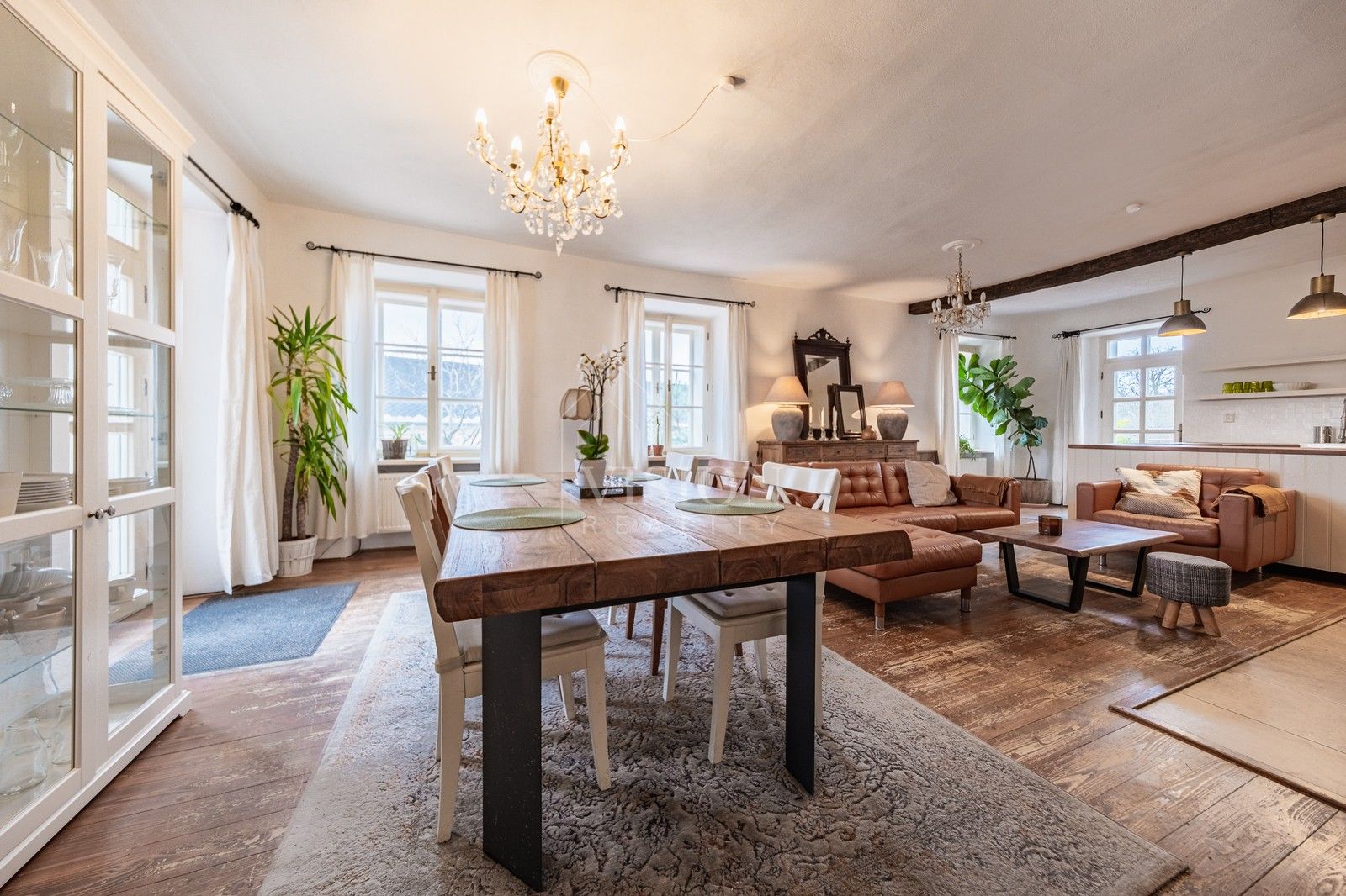 Prodej rodinný dům - Mlázovy, Kolinec, 190 m²