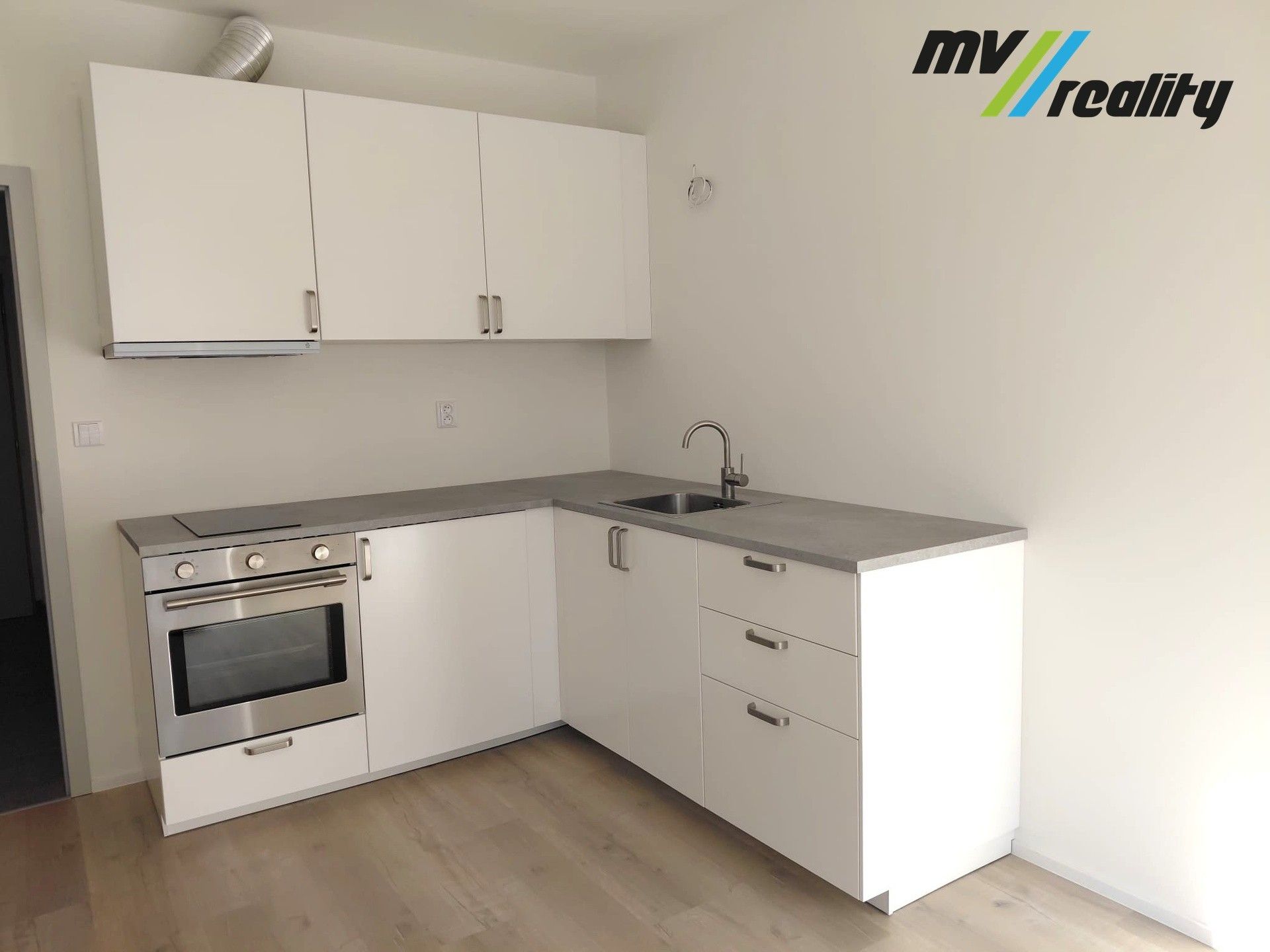 Pronájem byt 1+kk - Šípková, Lysá nad Labem, 31 m² - 2