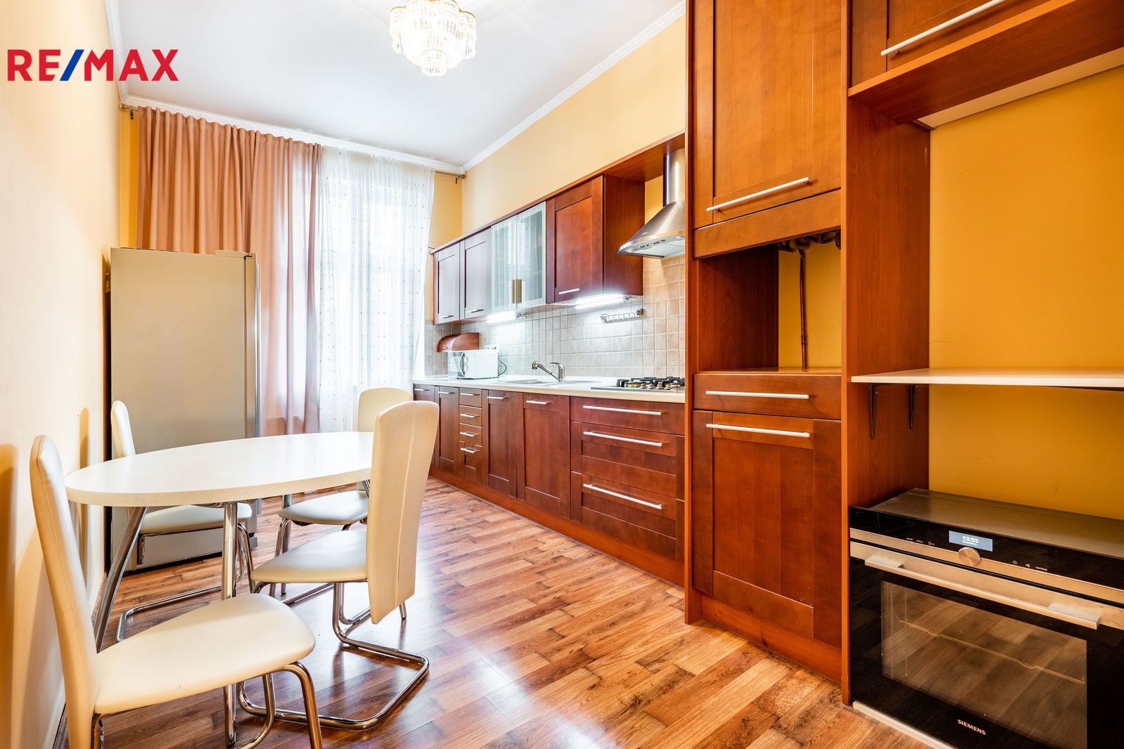 Prodej byt 3+1 - Moravská, Karlovy Vary, Česko, 85 m²