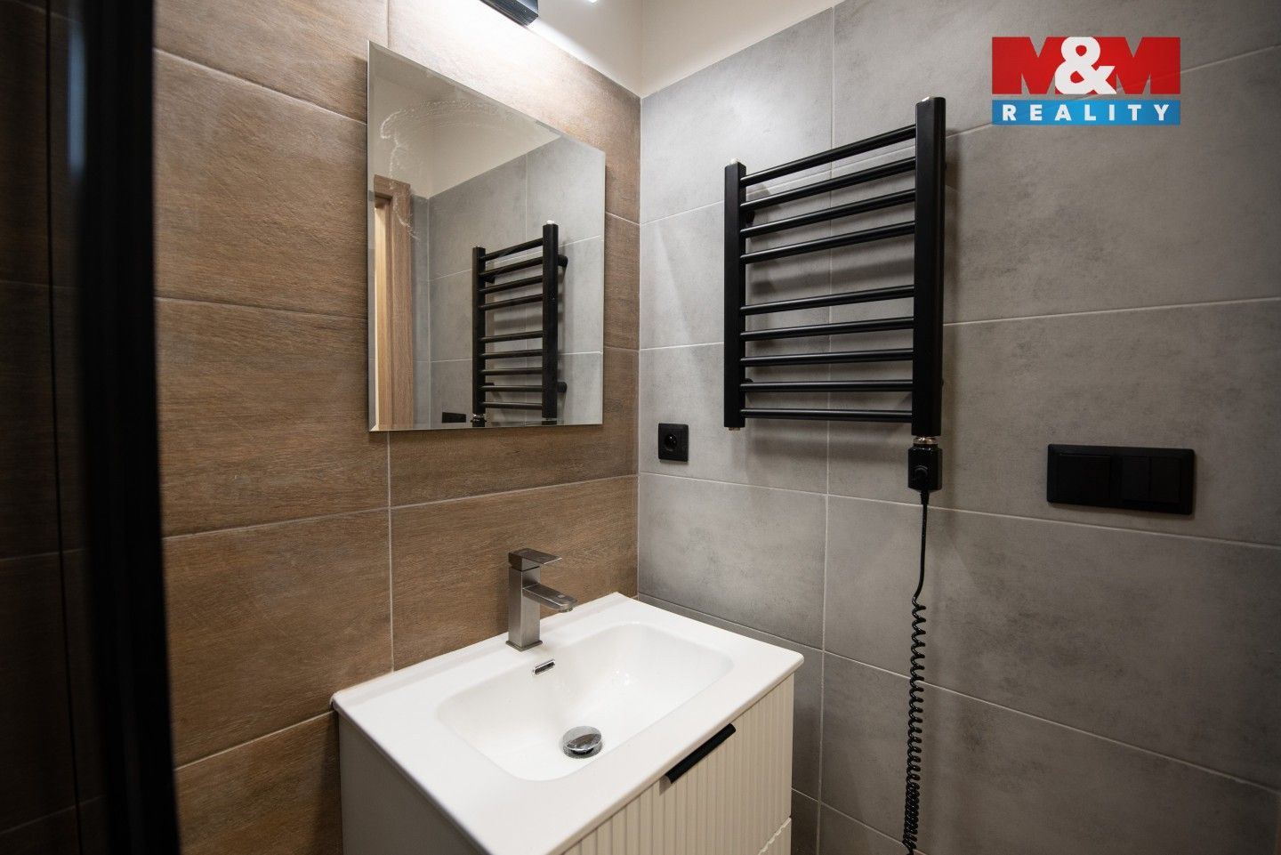 Pronájem byt 1+kk - U Trojice, Pardubice, 24 m²