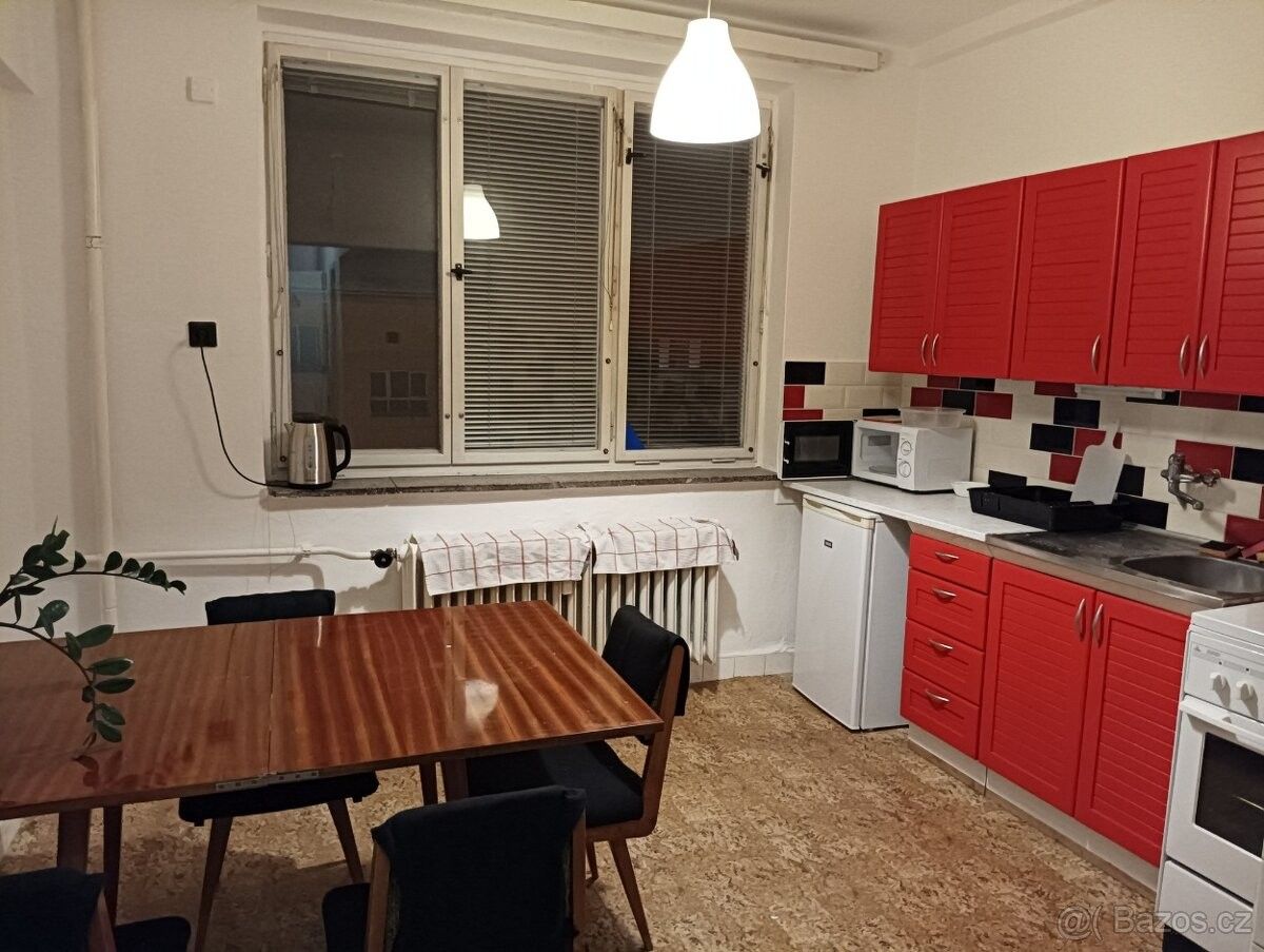 Pronájem byt 3+1 - Pardubice, 530 02, 20 m²