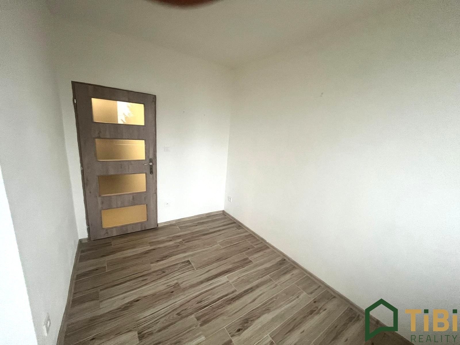 1+1, Horní Hynčina, Pohledy, 35 m²