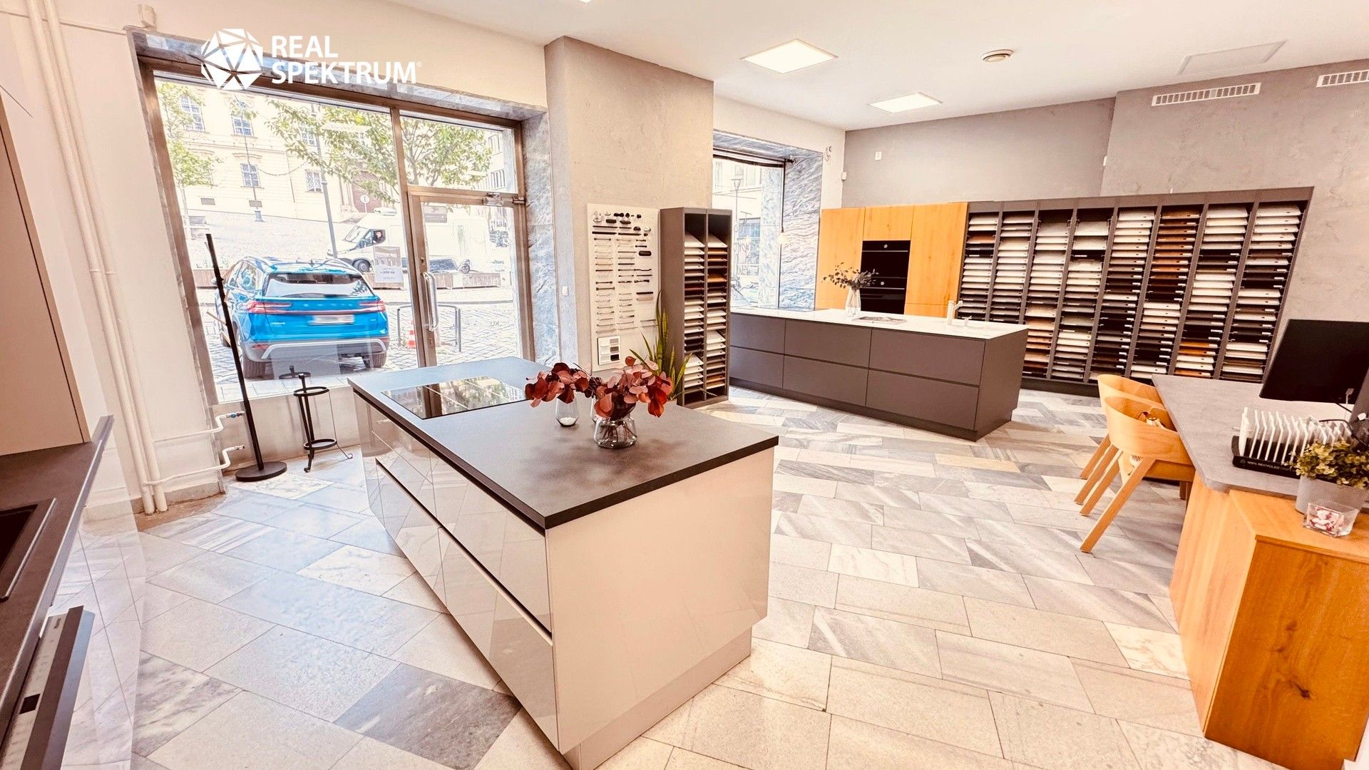 Obchodní prostory, Dominikánské náměstí, Brno, 109 m² - 1