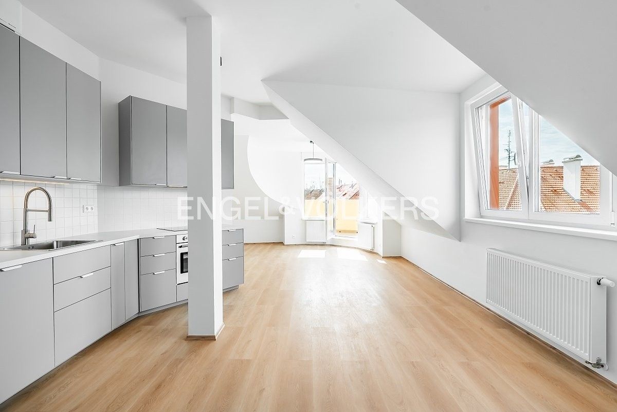 2+kk, Vosmíkových 832, Praha Libeň, 80 m² - 1