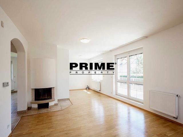 Rodinný dům · 300 m² · Pod Valem II. 880, Průhonice - 2