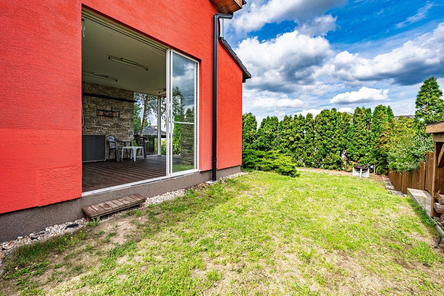 Prodej rodinný dům - Chocerady - Komorní Hrádek, okres Benešov, Středočeský kraj, 212 m² - 5