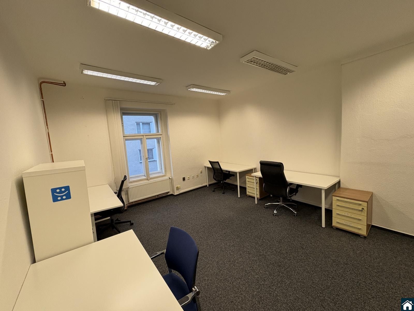 Pronájem kancelář - Branická, Praha, 8 m²