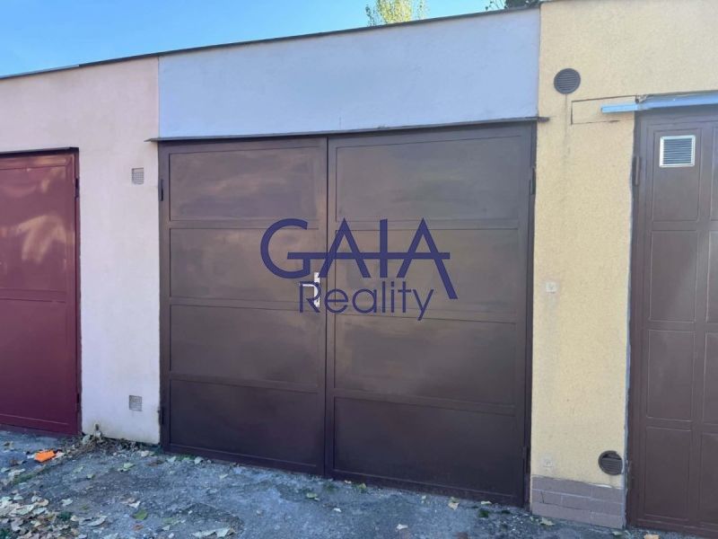 Garáž · 20 m² · Družstevní čtvrť, Hodonín - 3