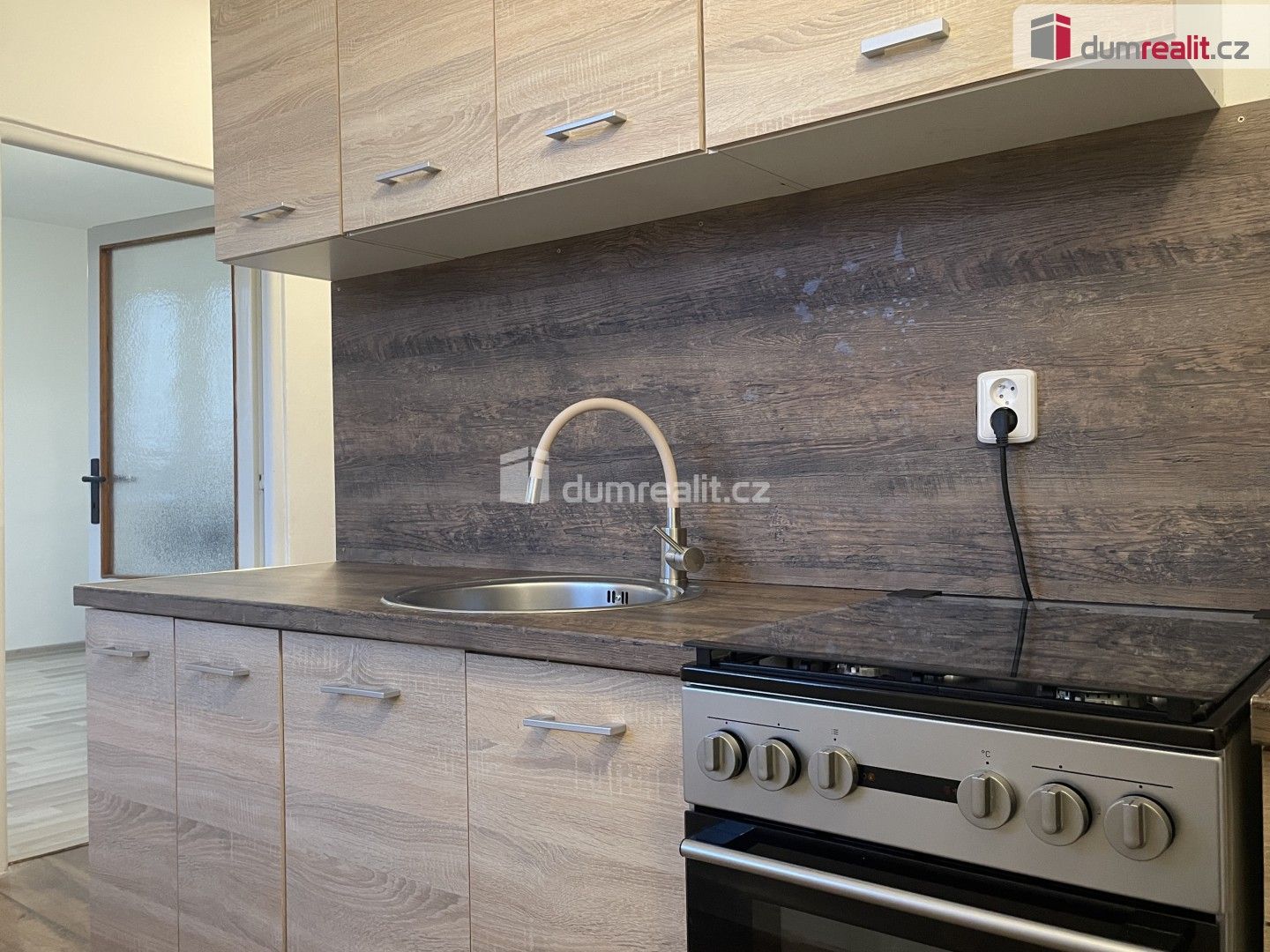 1+1, 29. dubna, Ostrava, 27 m²