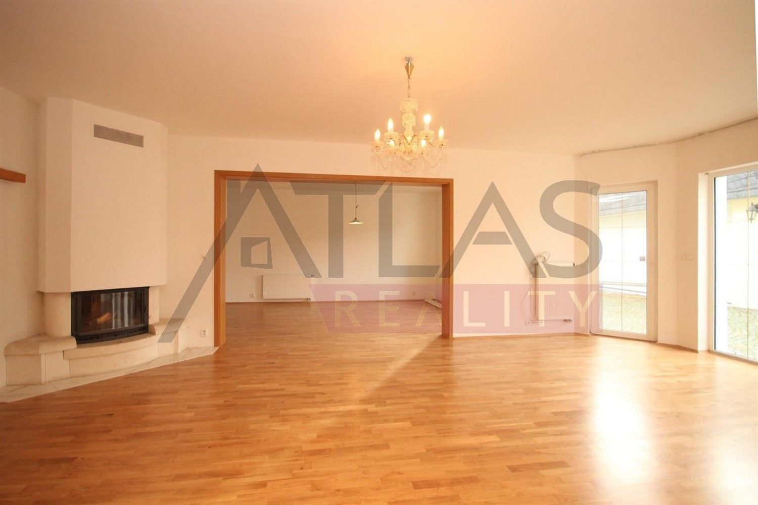 Pronájem rodinný dům - Praha, Hlavní město Praha, 360 m² - 5