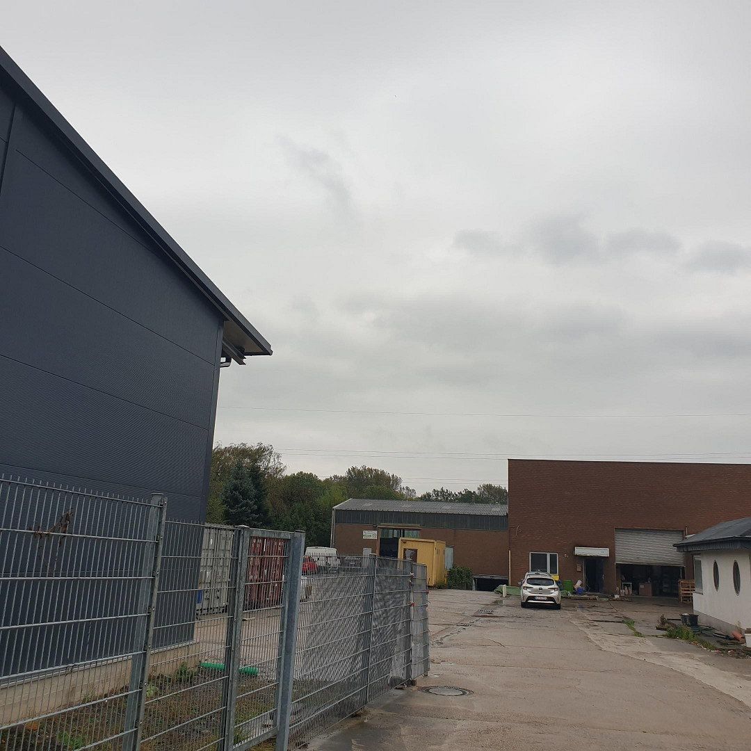 Pronájem obchodní prostory - Industriestrasse 8 b, , Severní Porýní-Vestfálsko, 2 100 m² - 5