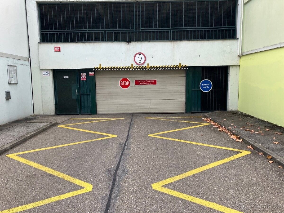 Garáže, České Budějovice, 370 01