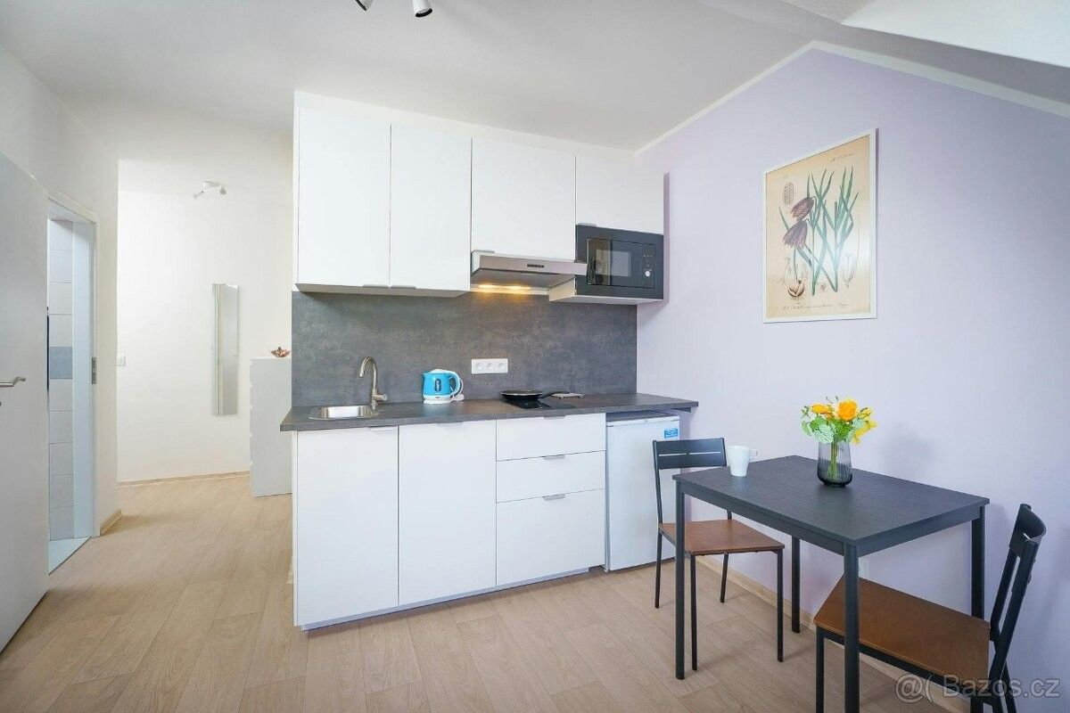 Pronájem byt - Praha, 140 00