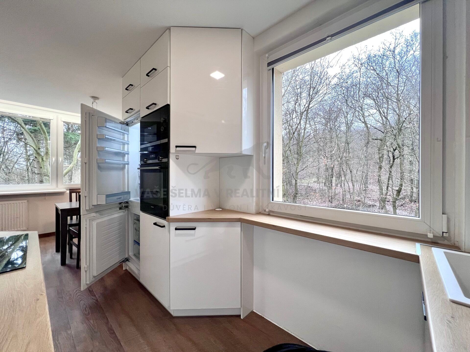 Pronájem byt 2+kk - Jelínkova, Praha, 50 m²