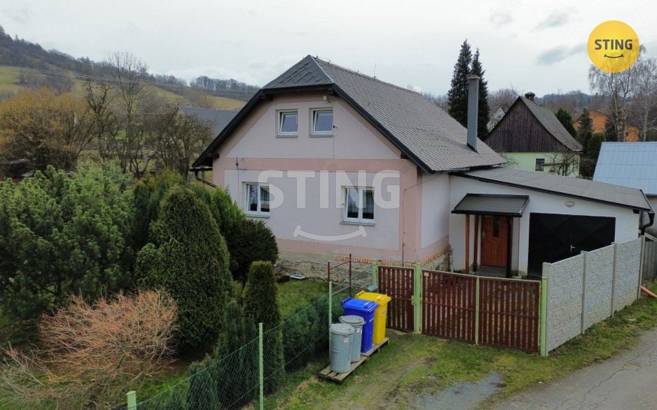 Prodej rodinný dům - Roudno, 160 m²