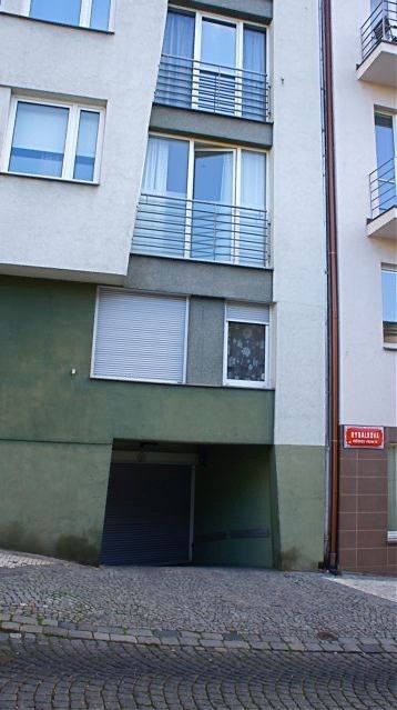 Garáž · Praha, 101 00 - 4