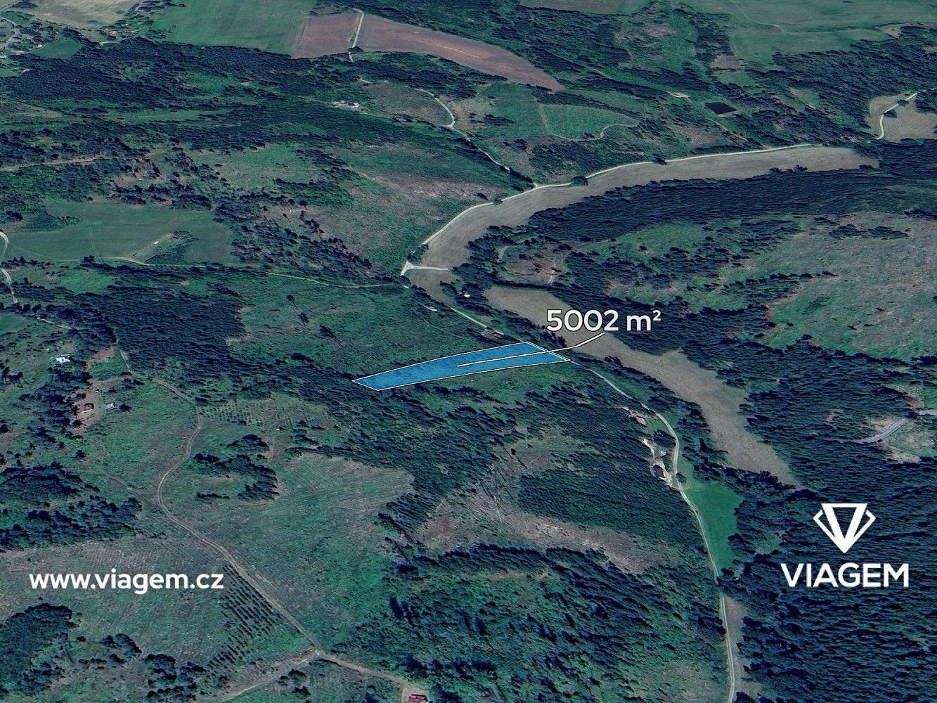 Les, 3 334 m²