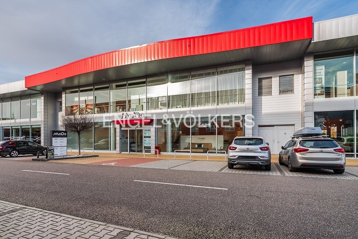 Pronájem obchodní prostory - V Oblouku, Průhonice, 299 m²